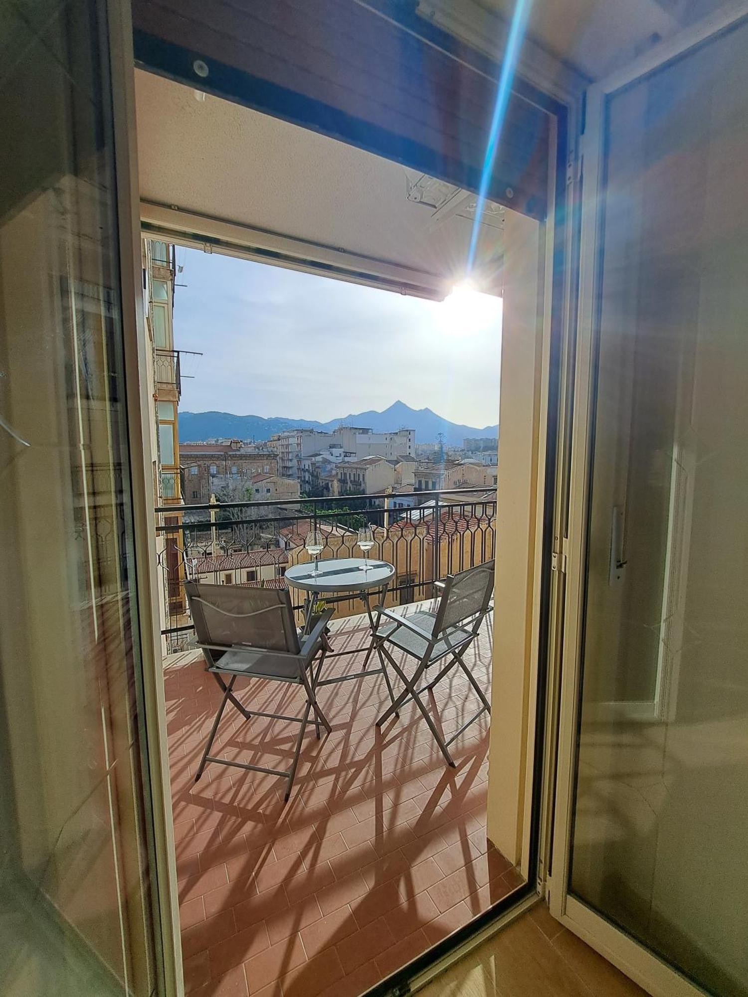 Skyline Palermo Apartment Bagian luar foto